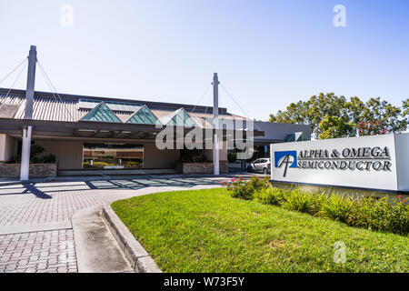 1 août, 2019 Sunnyvale / CA / USA - Alpha & Omega Semiconductor (SAO) siège dans la Silicon Valley. Banque D'Images