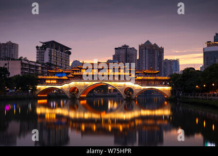 Pont Anshun dans la capitale provinciale de Chengdu dans le Sichuan, Chine Banque D'Images