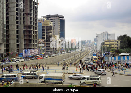 Addis Abeba, Ethiopie, 18 juillet 2019 : la grande ville d'Addis-Abeba, capitale de l'Éthiopie est l'une des villes plus forte croissance sur le continent africain. Banque D'Images