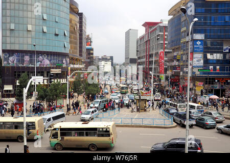 Addis Abeba, Ethiopie, 18 juillet 2019 : la grande ville d'Addis-Abeba, capitale de l'Éthiopie est l'une des villes plus forte croissance sur le continent africain. Banque D'Images