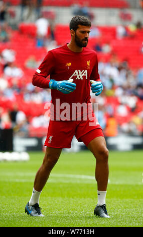 Londres, Royaume-Uni. Le 04 août, 2019. Londres, Angleterre. 04 AOÛT : le centre de Liverpool, Alisson Becker lors de la pré-match warm-up au cours de la FA Community Shield entre Liverpool et Manchester City au stade de Wembley sur août 04, 2019 à Londres, en Angleterre. Action Crédit : Foto Sport/Alamy Live News Banque D'Images