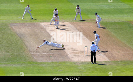 Jason Roy d'Angleterre les chauves-souris au cours de la cinquième journée de la cendre test match à Edgbaston, Birmingham. Banque D'Images