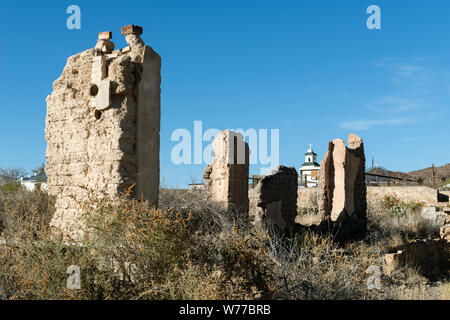 Une petite partie de Shafter, un Presidio County, Texas, près de la rivière Rio Grande Description physique : 1 photographie : numérique, tiff, la couleur. Notes : Titre, date et mots-clés basés sur les informations fournies par le photographe. ; s'il a une dizaine d'habitants, c'est inclus dans l'état de la Société Historique Liste des villes fantômes. L'argent onetime boomtown avec une population de 4 000 en 1940, a été nommé en l'honneur du général William Shafter, qui à un moment donné que Fort Davis dans l'ouest du Texas. ; fait partie de : Lyda Hill Texas Collection de photographie Banque D'Images