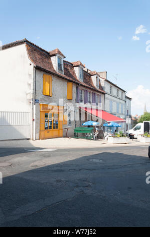 La ville de l'écrit et de l'artisanat livre Montmorillon France Banque D'Images