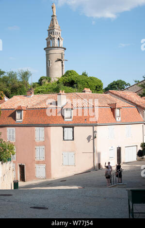 La ville de l'écrit et de l'artisanat livre Montmorillon France Banque D'Images