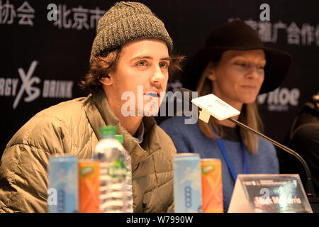 Le surfeur Mark McMorris assiste à une conférence de presse pour la prochaine Infiniti 2017 +Air Beijing Style Big Air FIS Snowboard World Cup à Beij Banque D'Images