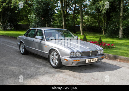 Motoring classics, historiques, vintage motors and collectibles 2019 ; Lytham Hall show, transport voitures collection de véhicules et des vétérans d'antan. Banque D'Images