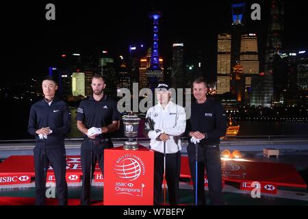 (De gauche) Li Haotong de Chine, Dustin Johnson, de l'United States, Hideki Matsuyama du Japon, de la Suède, Henrik Stenson et posent à l'ouverture cere Banque D'Images