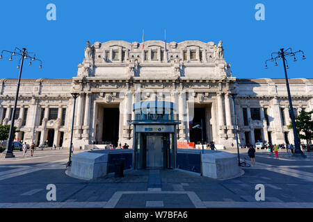 La gare centrale de Milan, Italie Banque D'Images