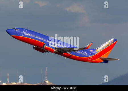 Southwest Airlines Boeing 737 avion de décoller de l'aéroport international McCarran de Las Vegas. Banque D'Images