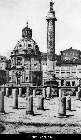 L'Église du Très Saint Nom de Marie au Forum de Trajan, Rome, Italie, c1930s. Artiste : Inconnu Banque D'Images