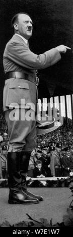 Adolf Hitler au congrès de Nuremberg, Allemagne, 1935. Artiste : Inconnu Banque D'Images