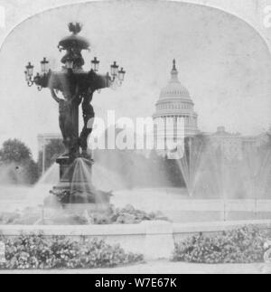 La fontaine Bartholdi et le Capitole, Washington DC, USA, fin du xixe ou début du xxe siècle. Artiste : Kilburn Brothers Banque D'Images