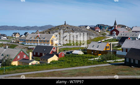 Nuuk : maisons traditionnelles colorées dans la vieille partie de Nuuk, la capitale du Groenland. Banque D'Images