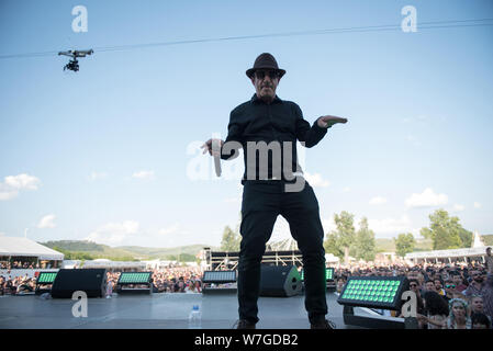 BONTIDA POUR, Roumanie - 19 juillet 2019 : groupe de musique électronique anglais Dub Pistols l'exécution d'un concert live sur la scène principale du festival Château Electgric Banque D'Images