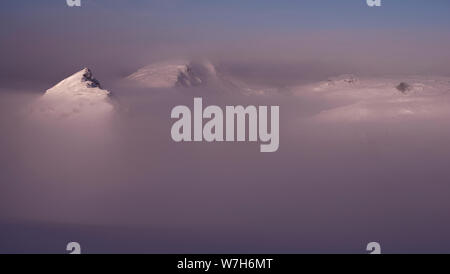 Parkhouse hill et Chrome Hill dans le brouillard, Earl Strendale, Angleterre (7) Banque D'Images