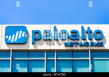 Juillet 29, 2019 Santa Clara / CA / USA - Palo Alto Networks siège la signalisation ; Palo Alto Networks, Inc. est une multinationale américaine cybersécurité c Banque D'Images