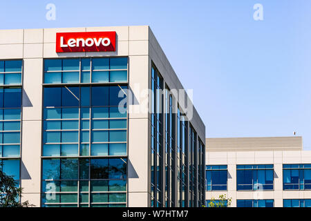 Juillet 29, 2019 Santa Clara / CA / USA - Lenovo Group Limited Siège social situé dans la Silicon Valley, Lenovo est une entreprise technologique chinois avec headqu Banque D'Images