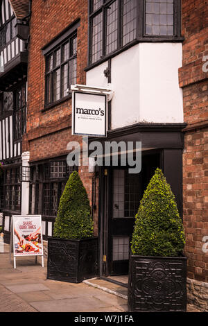 Cafés et restaurants : Entrée de Marco's par Marco Pierre White. Banque D'Images