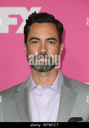 Los Angeles, Californie, USA. Le 06 août, 2019. Danny Pino, assiste à l'effet FX Networks Starwalk Tapis Rouge à TCA au Beverly Hilton Hotel sur août 06, 2019 à Beverly Hills, Californie. Credit : Faye Sadou/media/Alamy Punch Live News Banque D'Images