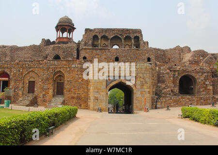 Porte d'entrée d'un fort, Old Fort, New Delhi, Inde Banque D'Images