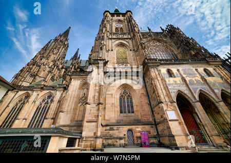 Prague République tchèque. La cathédrale Saint-Guy à l'intérieur du château de Prague Banque D'Images