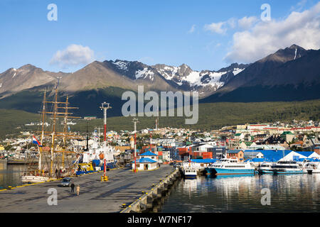 Ushuaia harbor, au sud de l'Argentine, Beagle-Channel toilettte, Tierra del Fuego, en Argentine, en Amérique du Sud. Février 2007. Banque D'Images