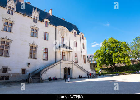 Nantes, France - 12 mai 2019 : dans la cour du Château des Ducs de Bretagne à Nantes, France Banque D'Images