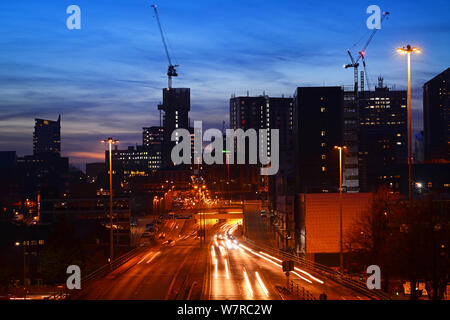 Ville de Leeds skyline at Twilight france Banque D'Images