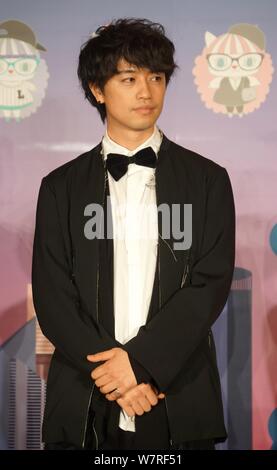 Acteur japonais Takumi Saito assiste au Dîner de bienvenue du Japon la semaine du film pendant le 20ème Festival International du Film de Shanghai à Shanghai, Chine, Banque D'Images