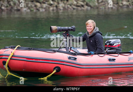 Bertie Photographe Gregory en côtes bateau, l'île de Vancouver, Colombie-Britannique, Canada, septembre 2012. Banque D'Images