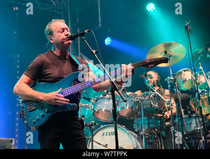 Mark King de Level 42 qui se produiront au Festival de Wickham, Wickham, UK. 2 août 2019 Banque D'Images