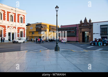 Trujillo, troisième ville la plus grande cathédrale,Carre,bâtiments importants coloniale,le nord du Pérou, Amérique du Sud Banque D'Images