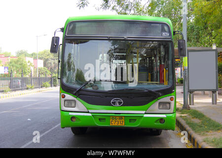 DTC Bus at the roadside, New Delhi, India Stock Photo