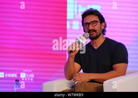 Acteur indien Aamir Khan assiste à l'Sino-Foreign Forum de Coproduction de films au cours de la 7e Festival International du Film de Beijing à Beijing, Chine, 17 Avr Banque D'Images