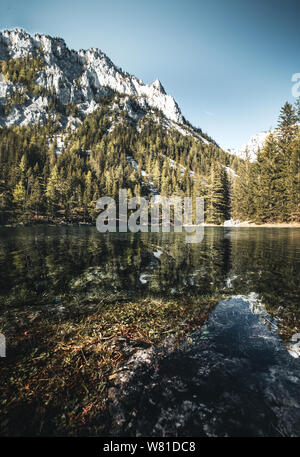 Lac Vert (Grüner voir) à Bruck an der Mur, Styrie, Autriche Banque D'Images