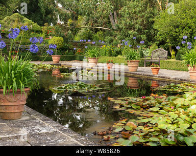 Jardin Borde Hill, jardin Italien, Sussex, août 2012. Banque D'Images