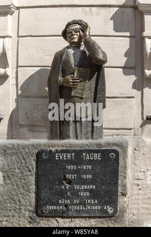 Suède Stockholm..Monument à Evert Taube 1890-1976 dans le centre-ville de Stockholm.région connue sous le nom de la Vieille Ville ou Gama Stans. Banque D'Images
