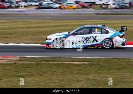 Colin Turkington sur une BMW 330i M Sport Banque D'Images