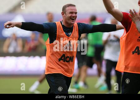 Wayne Rooney de Manchester United réagit au cours d'une session de formation pour le match de la Shanghai International Champions Cup 2016 à Shanghai, Chine C Banque D'Images