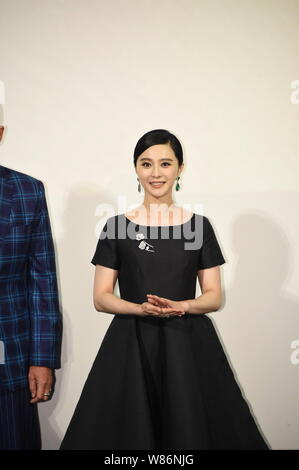 L'actrice chinoise Fan Bingbing assiste à la première de son nouveau film "kiptrace' à Beijing, Chine, 17 juillet 2016. Banque D'Images