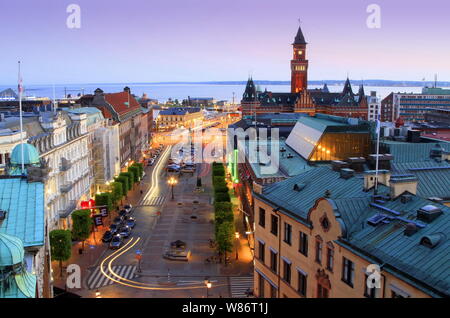 Panorama d'Helsingborg au crépuscule Banque D'Images