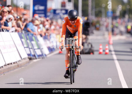 Alkmaar, Pays-Bas. Le 08 août, 2019. ALKMAAR, 08-08-2019, le centre-ville d'Alkmaar, championnat d'Europe à vélo, cycliste Sebastian Langeveld après le jeu UFC vélo championnats européens. Credit : Pro Shots/Alamy Live News Banque D'Images