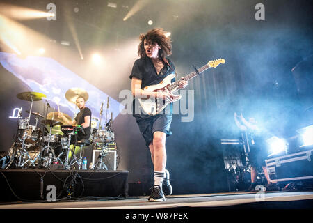 Oslo, Norvège. 07th, 2019 Août. La chanteuse norvégienne, auteur-compositeur et musicien Fay Wildhagen perferms un concert lors de la fête de la musique 2019 Øyafestivalen norvégien à Oslo. (Photo crédit : Gonzales Photo - Terje Dokken). Banque D'Images