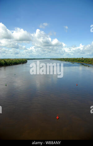 Pará, 13 octobre 2006. Vue aérienne de la voie navigable de earl dans l'État de Pará, au nord du Brésil Banque D'Images