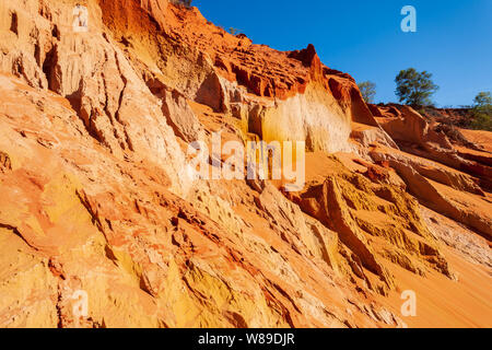 Fairy Stream ou Tien Suoi est un petit ruisseau se cacher derrière les dunes de sable de Mui Ne à Phan Thiet au Vietnam Banque D'Images