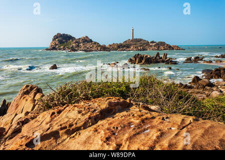 Phare de Ke Ga et la beauté des rochers près de Mui Ne Phan Thiet city ou au Vietnam Banque D'Images