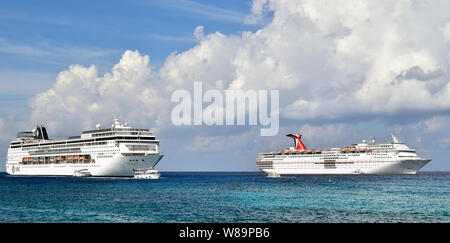 Navires de croisière Banque D'Images
