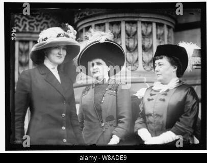 CONVENTION nationale démocratique. Mlle RUBY TUCKER, DE L'ARKANSAS ; MME. THOMAS DE TAGGART INDIANA ; MME. NORMAN MACK DE NEW YORK Banque D'Images