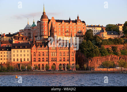 Vue panoramique sur les toits de Stockholm dans l'architecture de la fin de l'après-midi, la Suède Banque D'Images